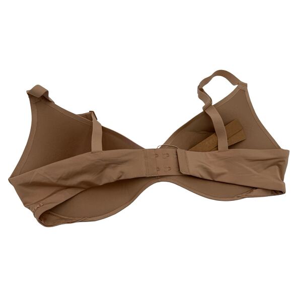 Skims Wireless Form Push-Up Bra Clay New With tags Size 38C - Picture 2 of 5